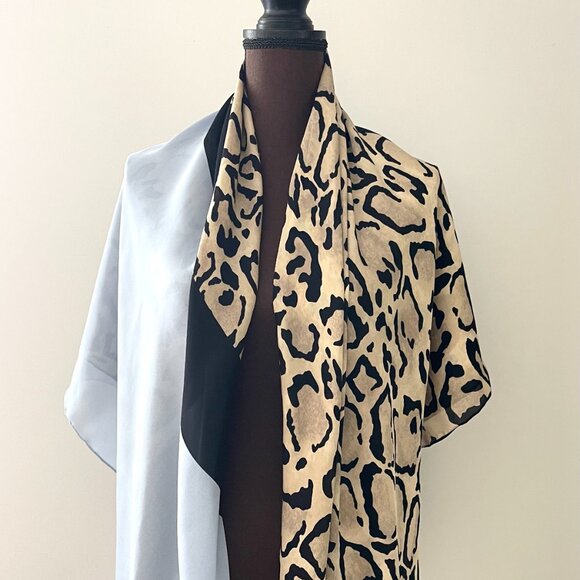 New Gucci Oversize Shawl Leopard Print Silk Blue Wrap Scarf - Picture 7 of 16